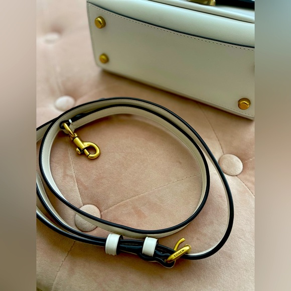 Coach Tabby Top Handle 20 - Picture 6 of 13